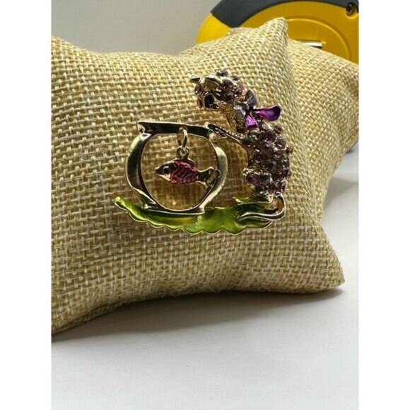 Cat & Fish Brooch Pin With Rhinestones & Enamel Accents - Picture 3 of 10